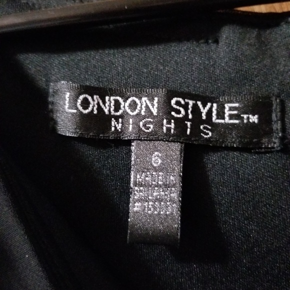 Londom Style Nights Dress - Picture 2 of 2
